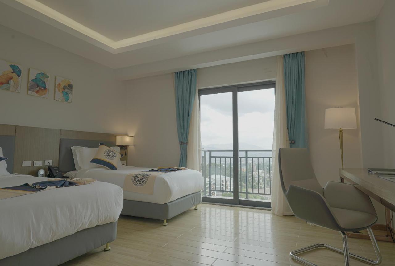 אדיס אבבה Stay Easy Plus Hotel מראה חיצוני תמונה