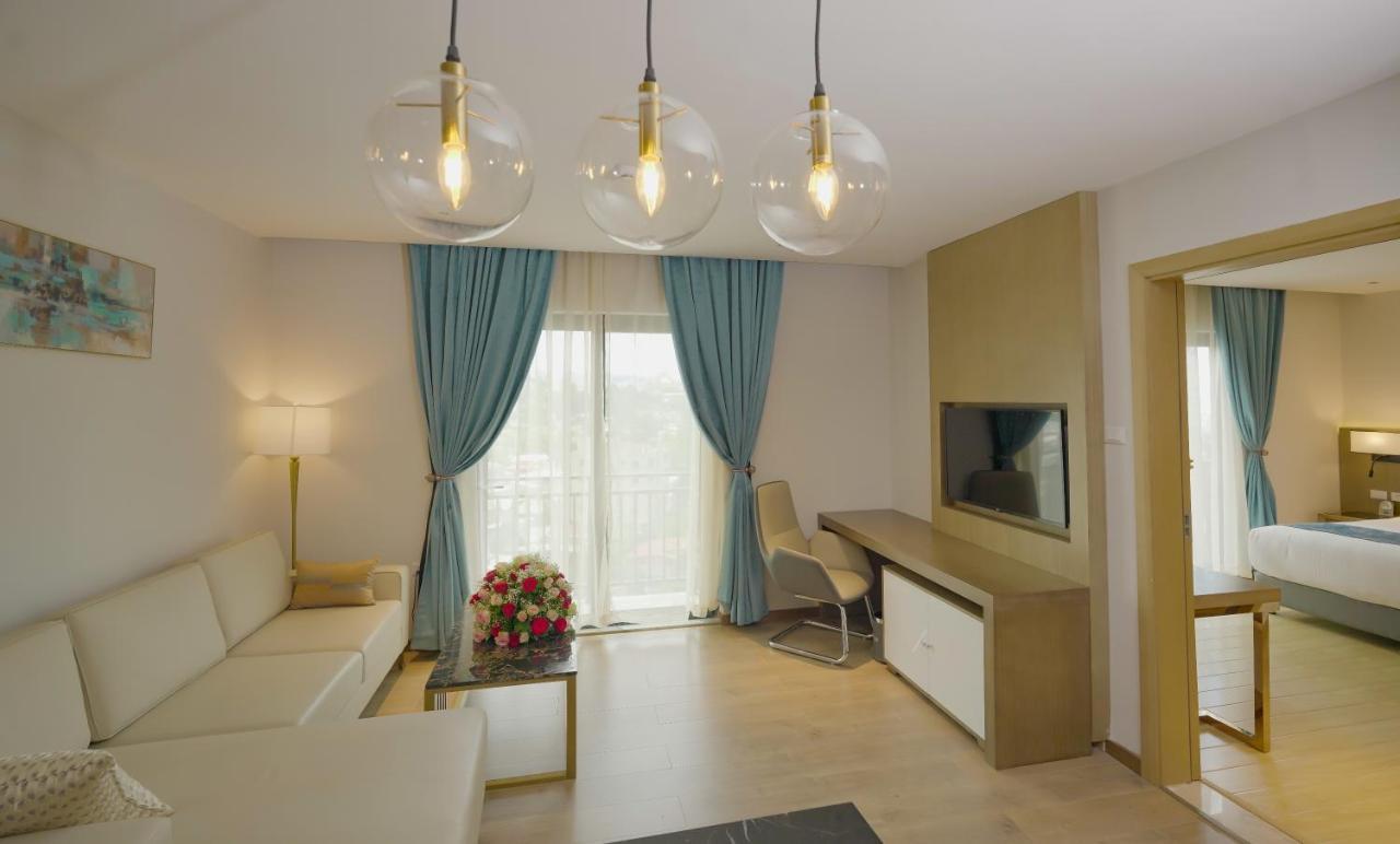 אדיס אבבה Stay Easy Plus Hotel מראה חיצוני תמונה
