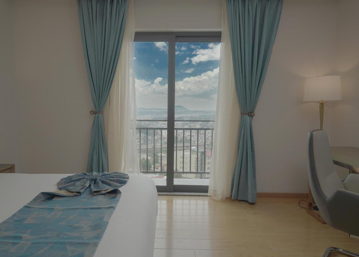 אדיס אבבה Stay Easy Plus Hotel מראה חיצוני תמונה